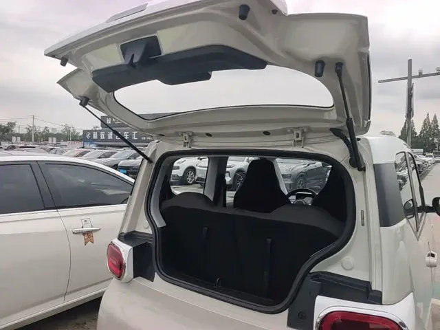 Wuling Hongguang Mini EV — Фото автомобиля 18