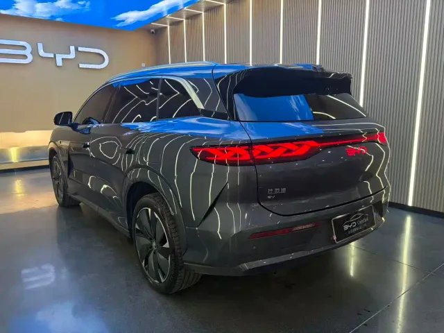BYD Tang L — Фото автомобиля 21