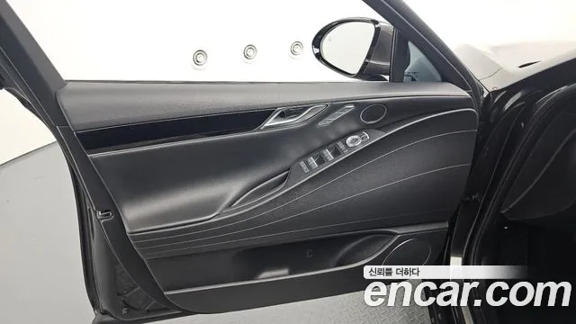 Genesis G80 RG3 — Фото автомобиля 13