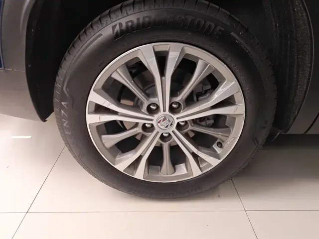 Buick Envision Plus — Фото автомобиля 25