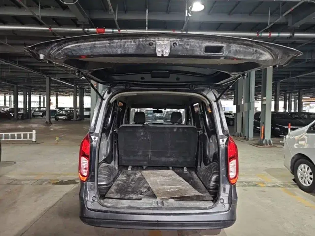 Wuling Hongguang — Фото автомобиля 18