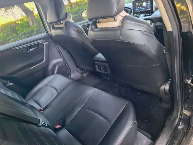 Toyota Wildlander — Фото автомобиля 13