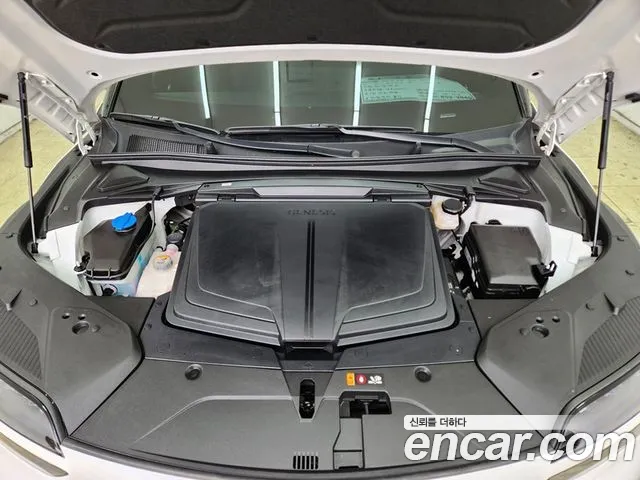 Genesis GV60 — Фото автомобиля 10