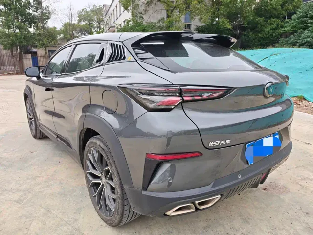 Changan UNI-T — Фото автомобиля 13