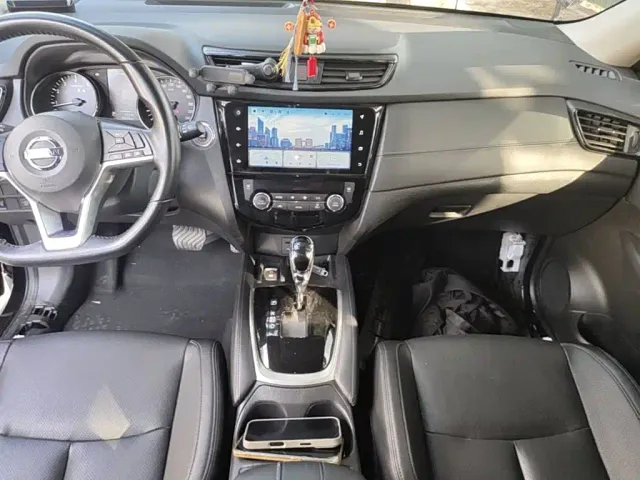 Nissan X-Trail — Фото автомобиля 12