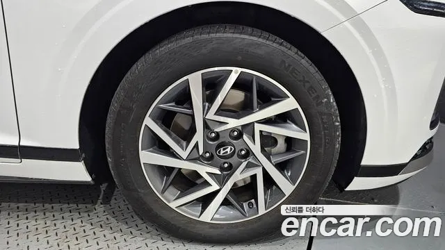 Hyundai Grandeur Grandeur (GN7) 3.5 LPG 2WD (Такси) — Фото автомобиля 5