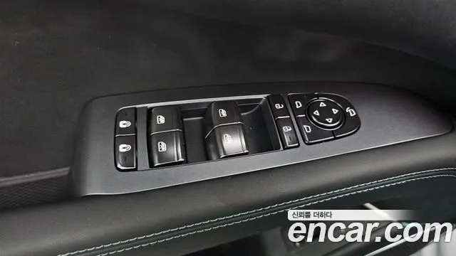 BYD Sealion 7 — Фото автомобиля 24