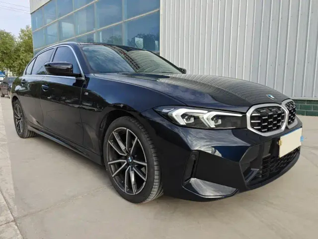 BMW 3 Series — Фото автомобиля 3
