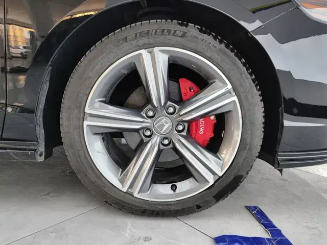 Honda Accord — Фото автомобиля 6