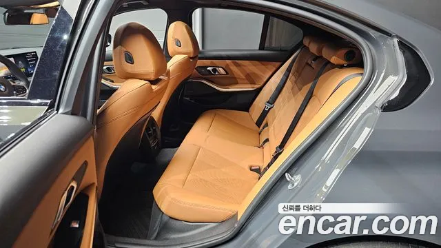 BMW 3-Series 3 серия (G20) 320i M Sport — Фото автомобиля 9