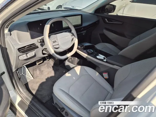 Kia EV6 EV6 (New) — Фото автомобиля 10