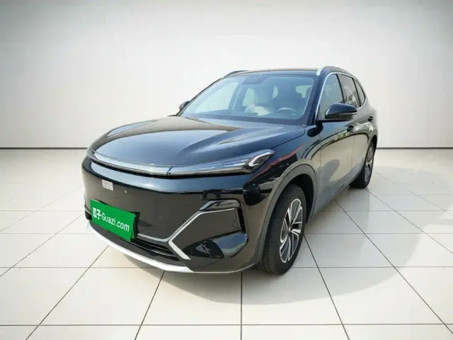 Фотография автомобиля — Geely Galaxy Starship 7 EM-i