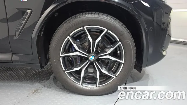 BMW X3 xDrive 20i M Sport — Фото автомобиля 19