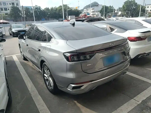 Ford Mondeo — Фото автомобиля 4