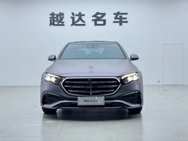 Mercedes-Benz E-Class — Фото автомобиля 2