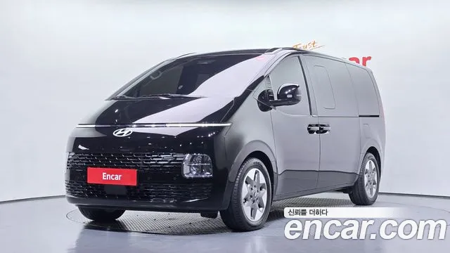 Фотография автомобиля — Hyundai Staria