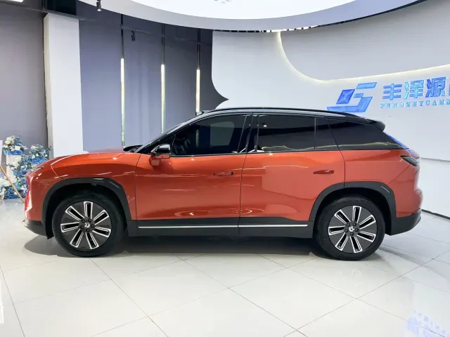 Nio ES7 — Фото автомобиля 3
