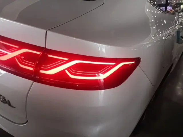 BYD Qin L — Фото автомобиля 7
