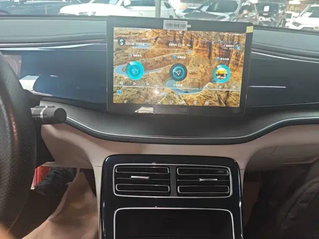 BYD Qin PLUS 2021 DM-i 55KM Flagship — Фото автомобиля 12