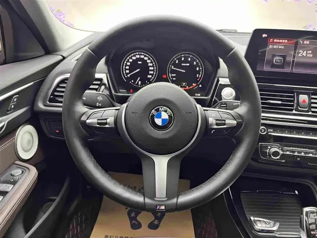 BMW 1 Series — Фото автомобиля 14