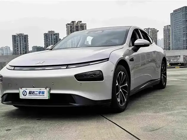 Xpeng P7 — Фото автомобиля 4