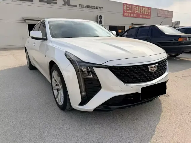 Cadillac CT5 — Фото автомобиля 3