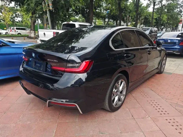 BMW i3 — Фото автомобиля 6