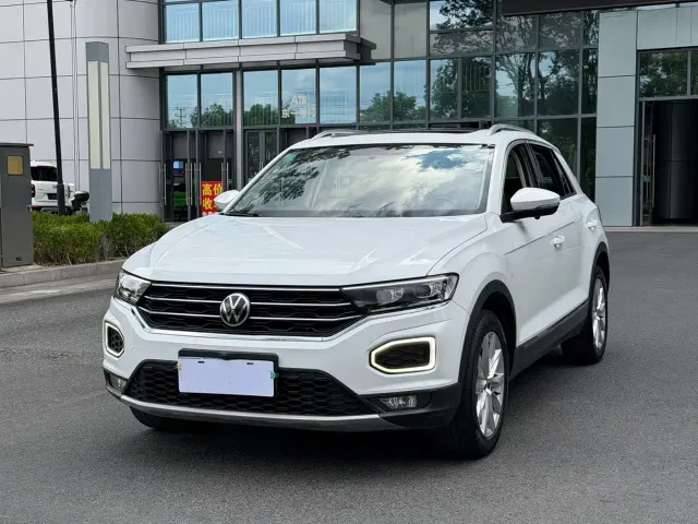 Фотография автомобиля — Volkswagen T-Roc