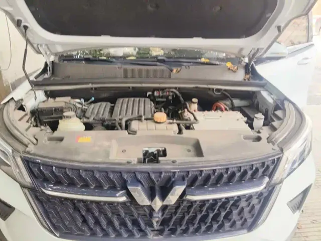 Wuling Asta — Фото автомобиля 9