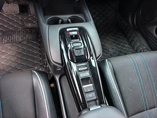 Honda HR-V — Фото автомобиля 12