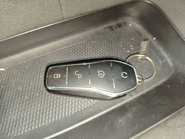 BYD Dolphin — Фото автомобиля 8