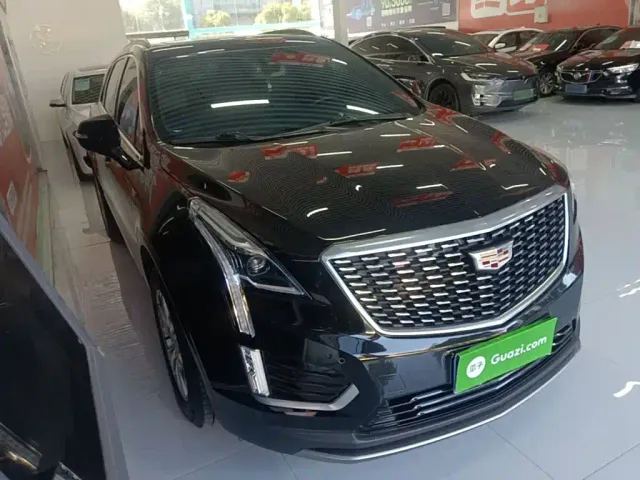 Cadillac XT5 — Фото автомобиля 3