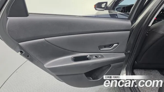 Hyundai Avante CN7 — Фото автомобиля 14