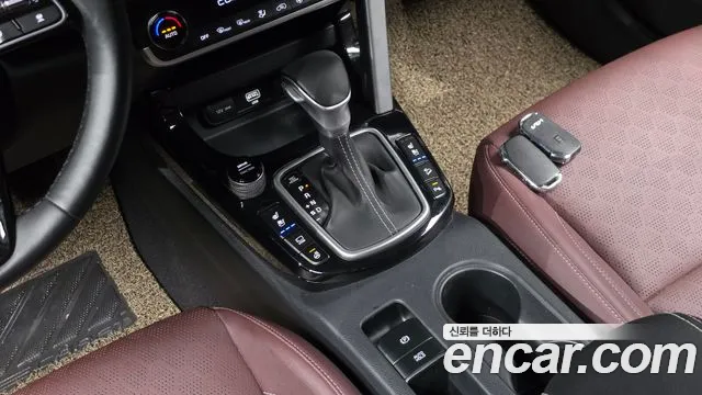 Kia Seltos — Фото автомобиля 12