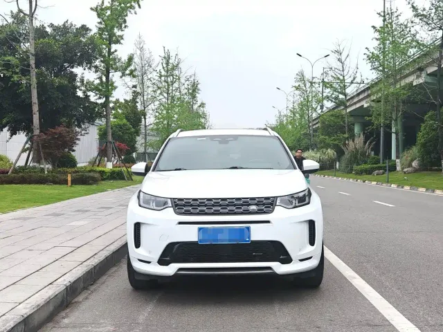 Land Rover Discovery Sport — Фото автомобиля 2