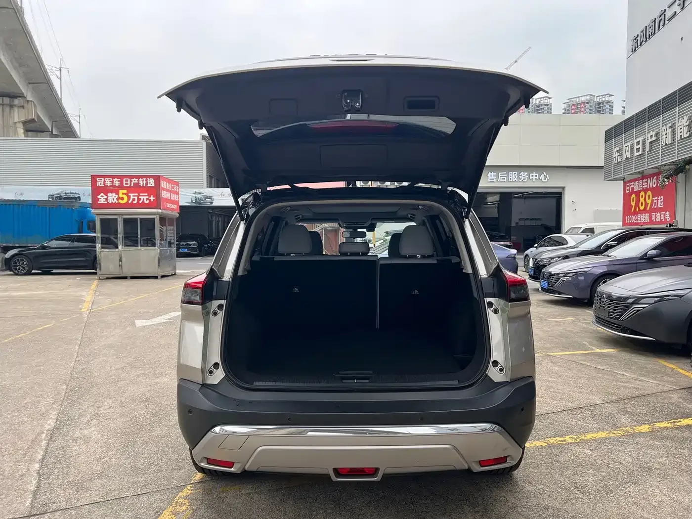 Nissan X-Trail 2023 e-POWER Super Hybrid Dual Motor AWD Luxury Edition — Фото автомобиля 18