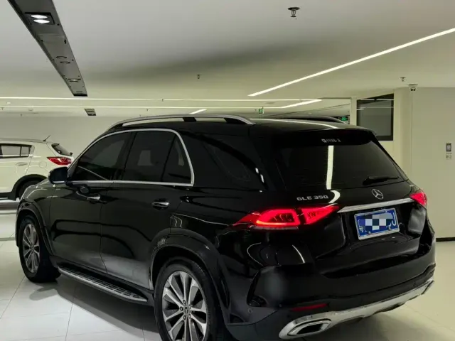 Mercedes-Benz GLE-Class — Фото автомобиля 9