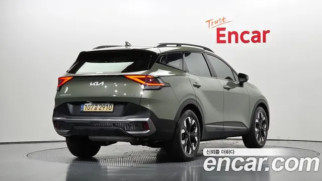 Kia Sportage Sportage 5-е поколение Бензин 1.6 Turbo 4WD — Фото автомобиля 2