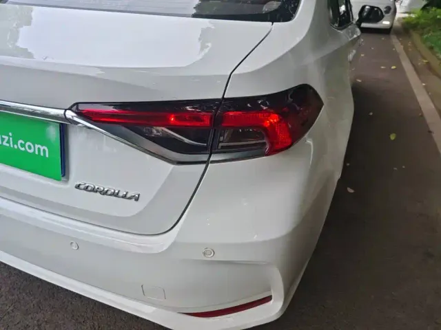 Toyota Corolla — Фото автомобиля 23