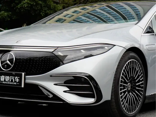 Mercedes-Benz EQS — Фото автомобиля 8