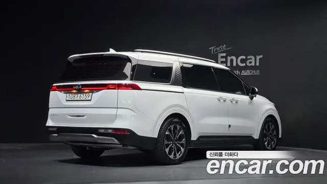 Kia Carnival 4th Gen — Фото автомобиля 2