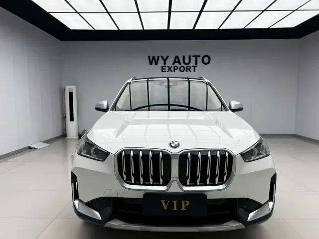 BMW X1 — Фото автомобиля 4