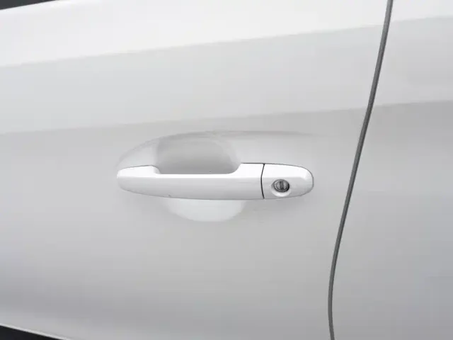 Toyota Vios FS — Фото автомобиля 18