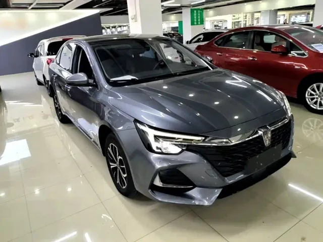 Roewe i6 MAX EV — Фото автомобиля 3