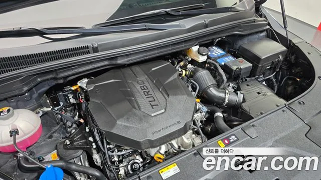 Kia Carnival Generation 4 — Фото автомобиля 6