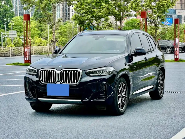 Фотография автомобиля — BMW X3