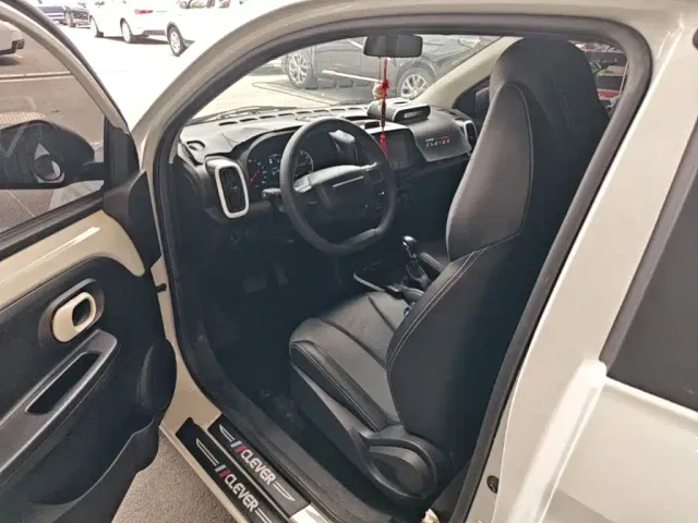 Roewe Clever — Фото автомобиля 14