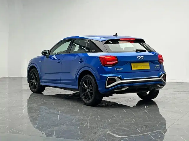 Audi Q2L — Фото автомобиля 4