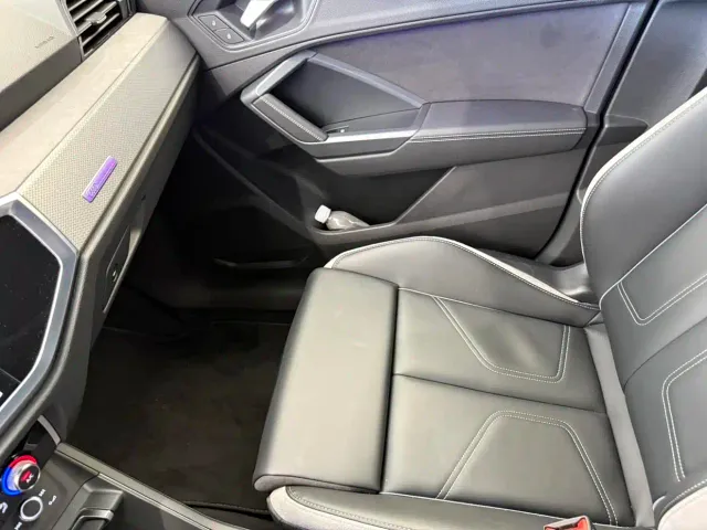Audi Q3 — Фото автомобиля 8