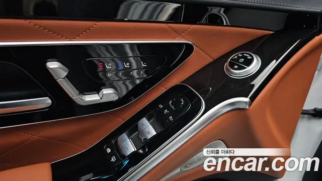 Mercedes-Benz S-Class — Фото автомобиля 29